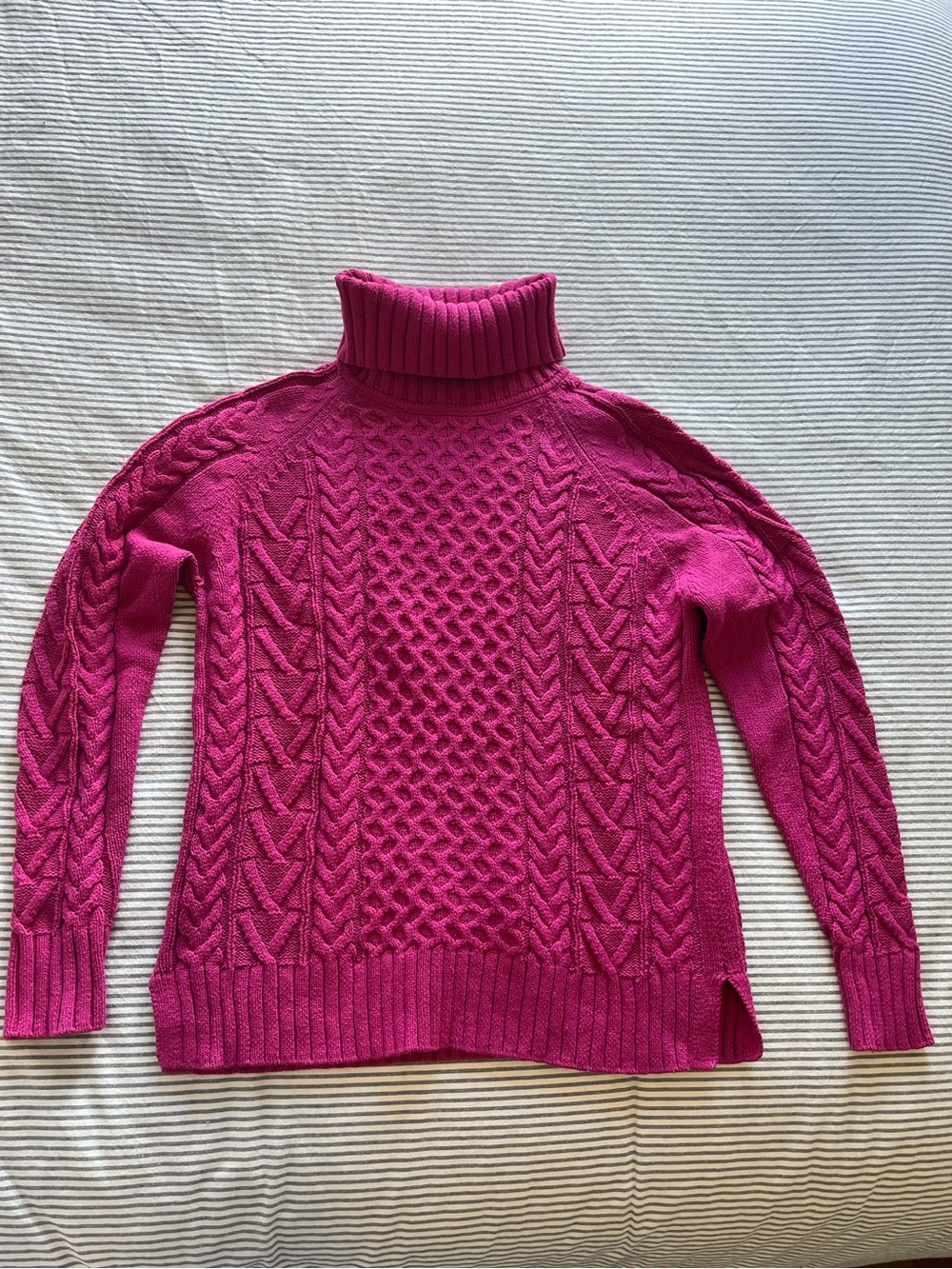 Like New ALISON SHERI cotton cable-knit sweater — raspberry colour